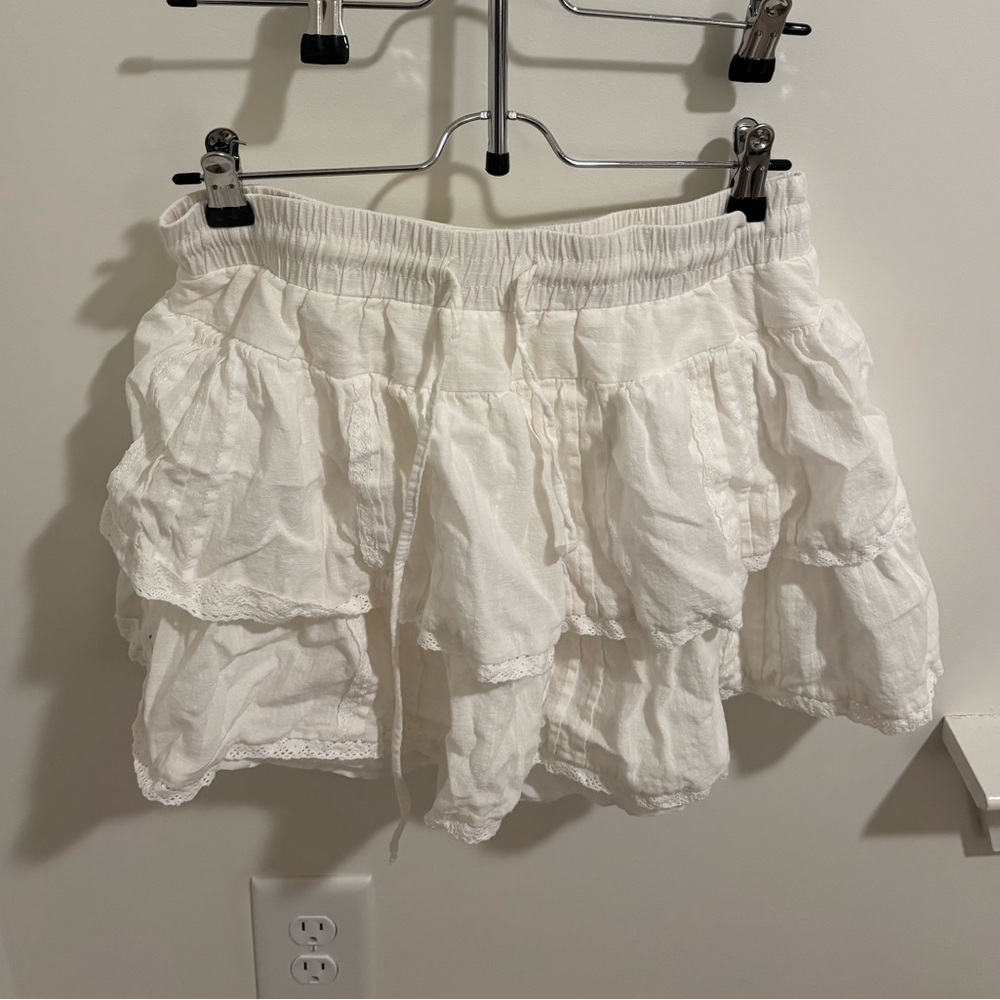 Day + Moon White Ruffled Mini Skirt